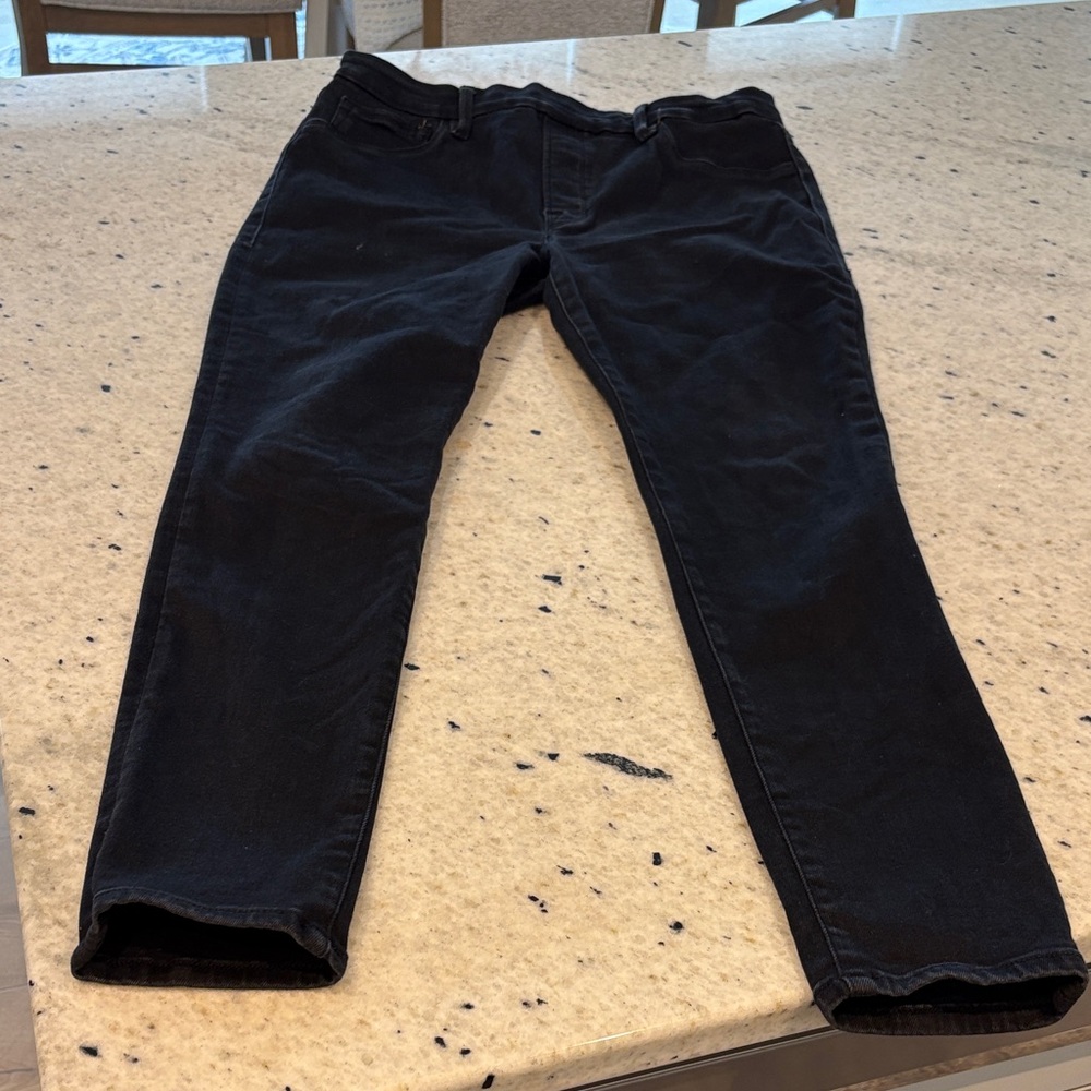 Good American woman’s  Dark jeans